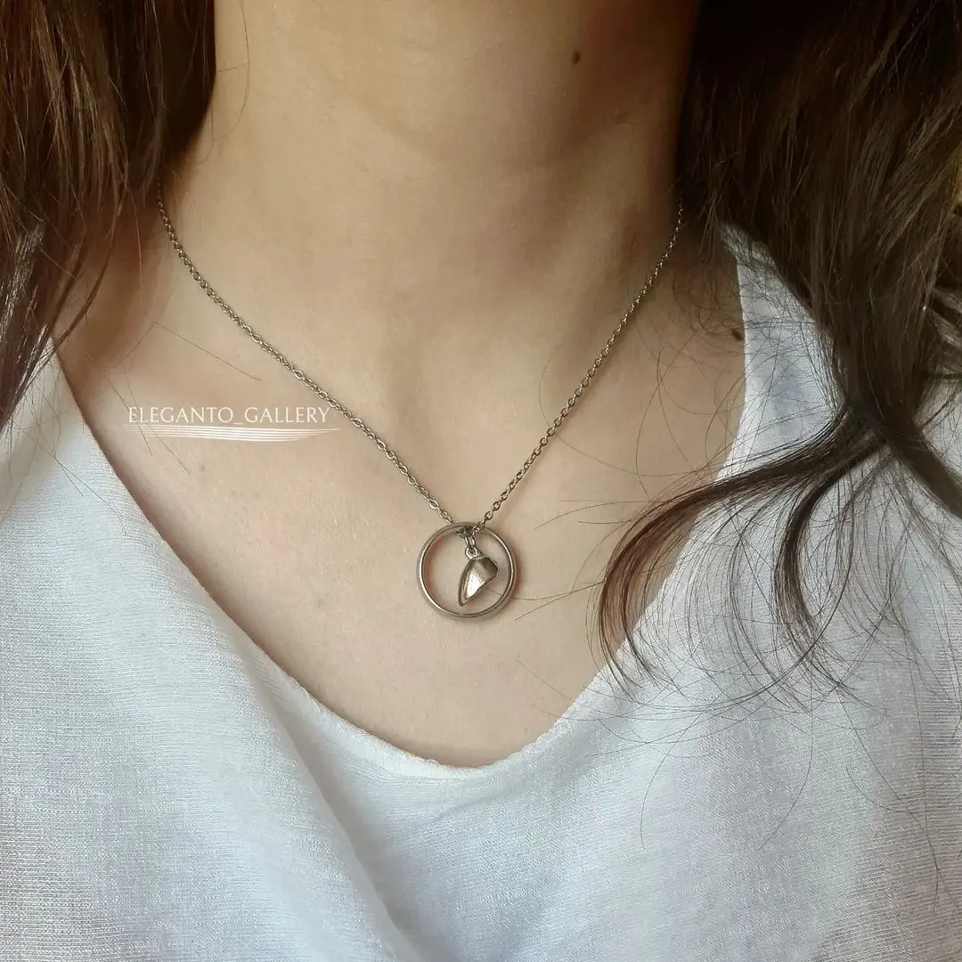 ست گردنبند حلقه با قفل قلب مگنتی طلایی و نقره ای (ویولت گالری) کد ۹۰۱۶