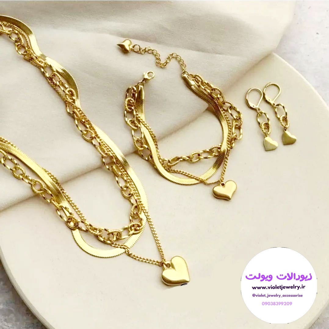 ست زنانه ۳رج با آویز قلب طلایی استیل کد ۱۹۸۴