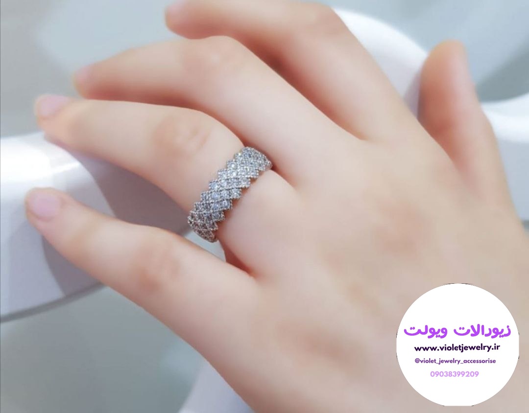 انگشتر نقره زنانه ایتالیایی نگبن مخراج کاری وزن ۵.۵💫کد ۰۴۱۷