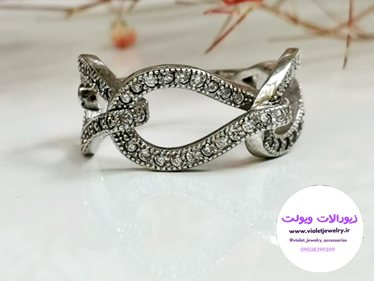 انگشتر نقره زنانه نگین مخراج آبکاری رادیوم وزن ۳.۴ گرم💫کد۰۴۲۰