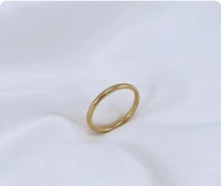 رینگ استیل باریک طلایی