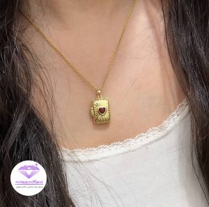 لاکت گردنبند جای عکسی طلایی کد  ۲۰۹۱